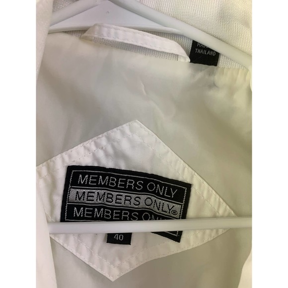 Members Only jacket SZ 10 - Look totally awesome in this hella choice attire! - Picture 4 of 12